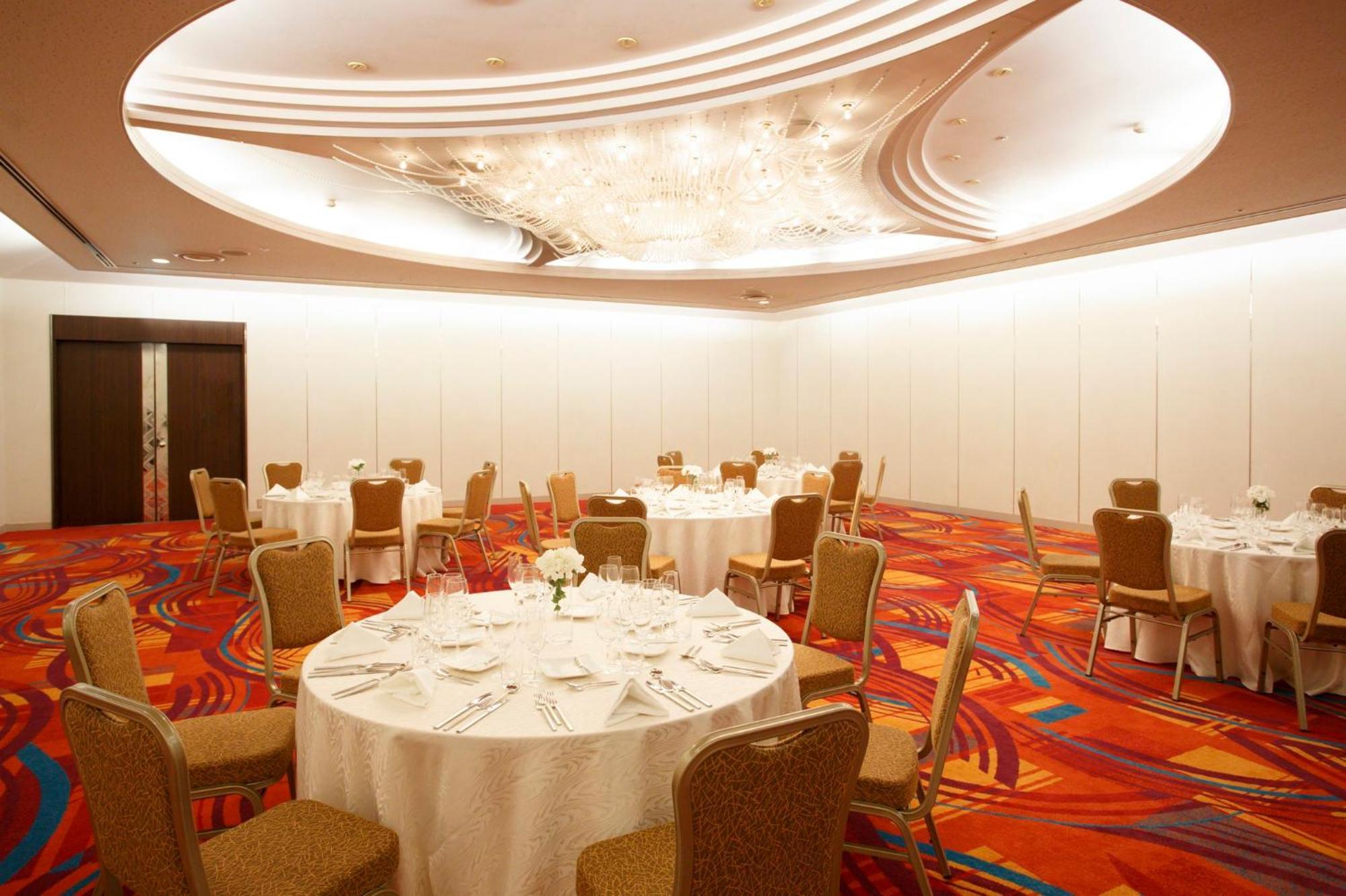 Ana Crowne Plaza Kobe By Ihg Hotel Exterior foto The ballroom