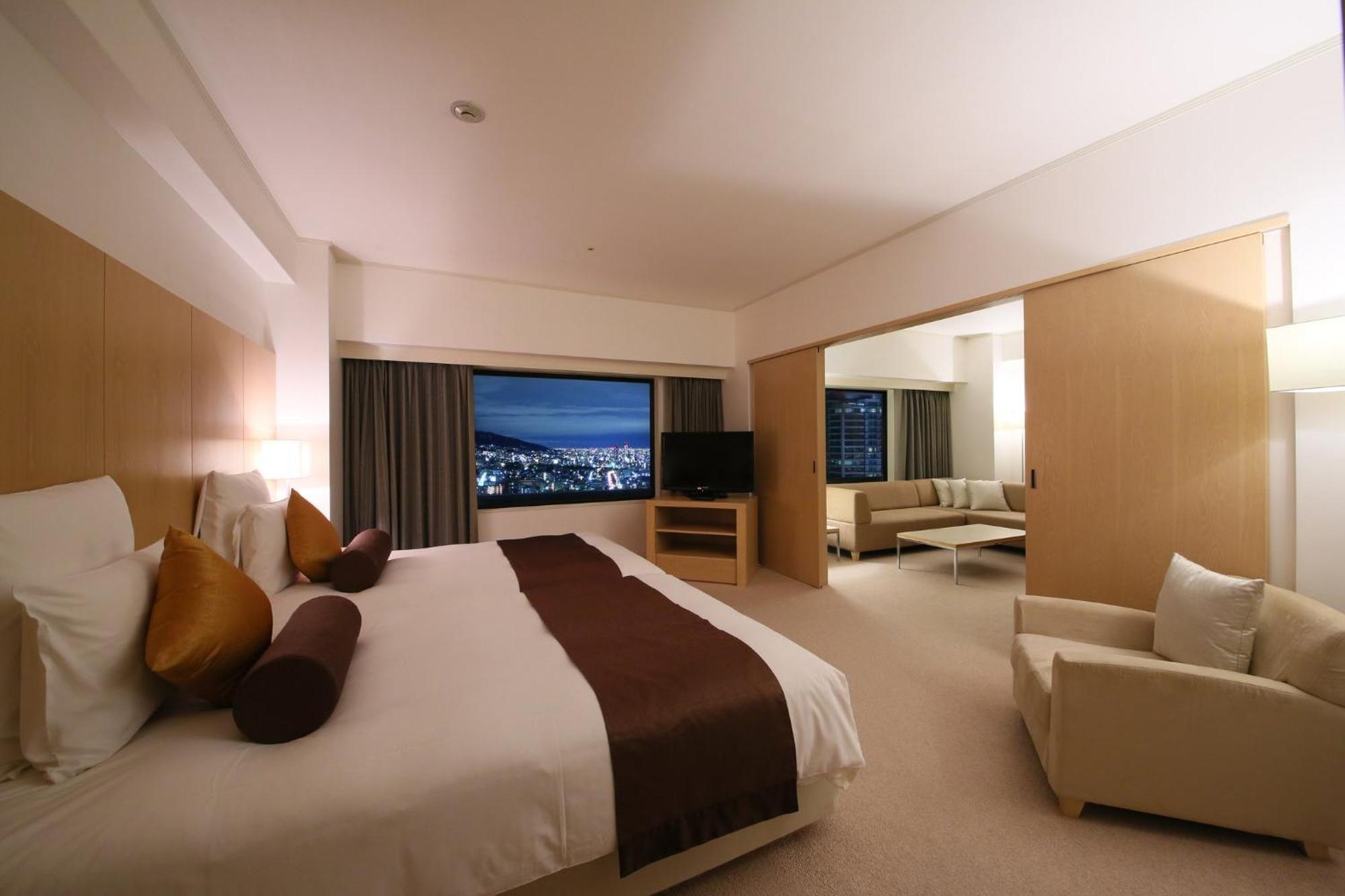 Ana Crowne Plaza Kobe By Ihg Hotel Exterior foto